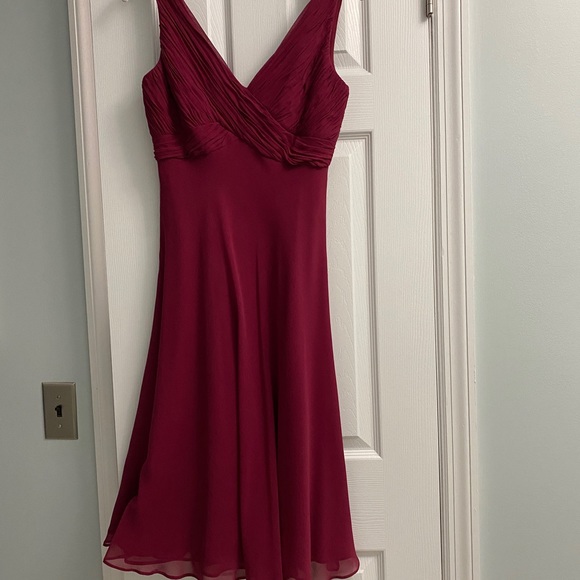 Anne Klein cocktail dress. Size 4. 100%silk. - Picture 1 of 5
